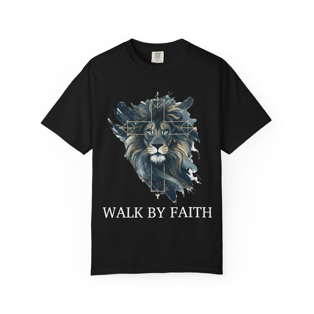 Faith-Inspired Lion Graphic Tee, Inspirational Christian T-Shirt, Unisex Walk by Faith Shirt, Biblical Quote Apparel, Gift for Believers