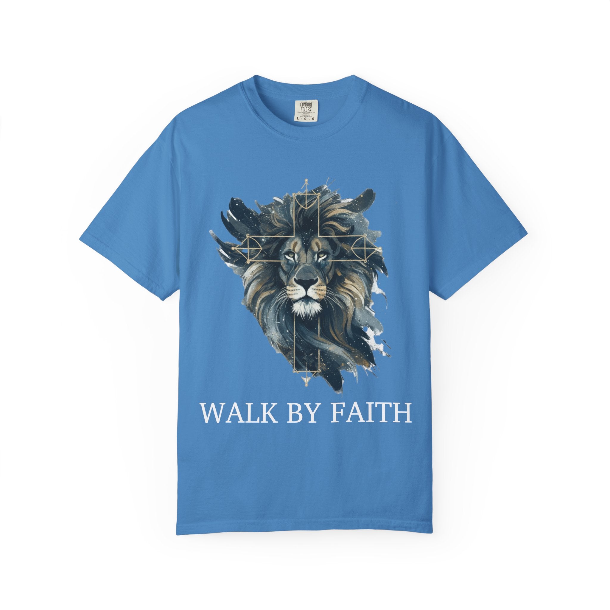 Faith-Inspired Lion Graphic Tee, Inspirational Christian T-Shirt, Unisex Walk by Faith Shirt, Biblical Quote Apparel, Gift for Believers